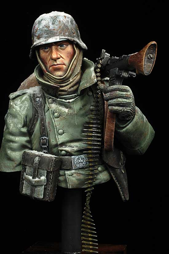 WW2 German MG34 Gunner